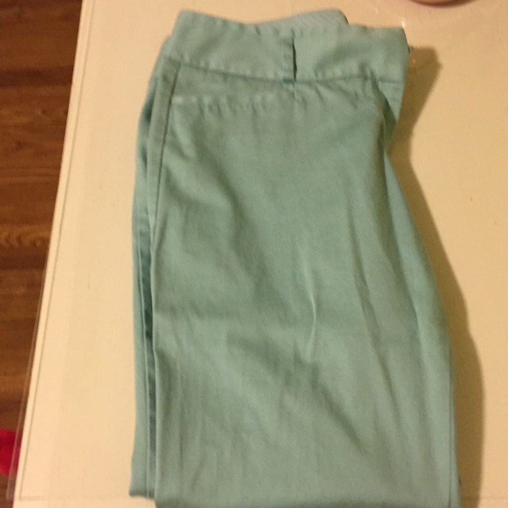 The limited collection Drew Fit pants.